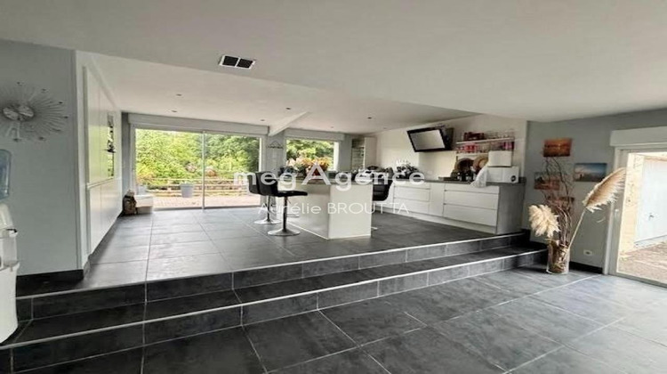 Ma-Cabane - Vente Maison CAFFIERS, 247 m²