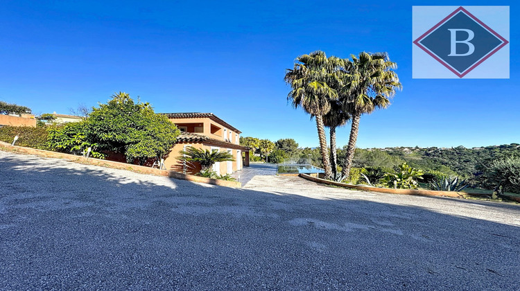 Ma-Cabane - Vente Maison Cagnes-sur-Mer, 250 m²