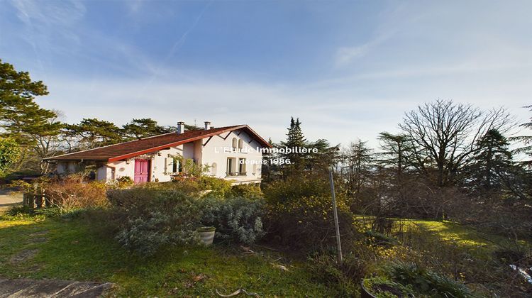 Ma-Cabane - Vente Maison CALUIRE-ET-CUIRE, 257 m²