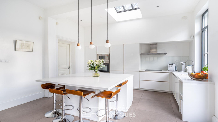 Ma-Cabane - Vente Maison CALUIRE-ET-CUIRE, 307 m²