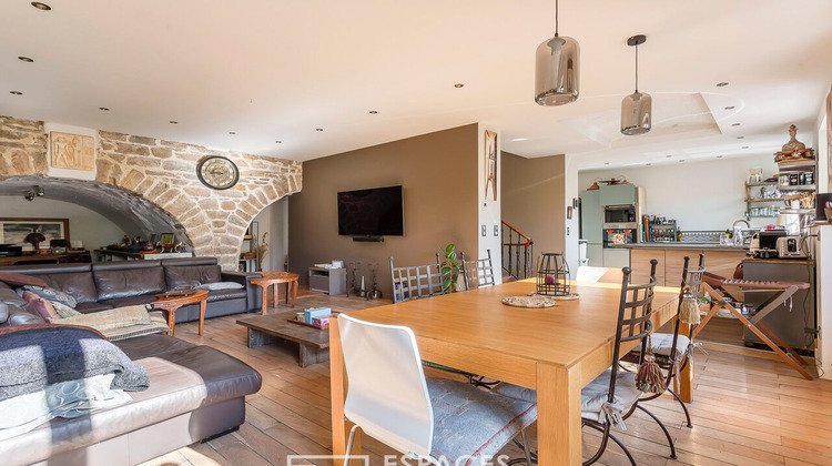 Ma-Cabane - Vente Maison CALUIRE-ET-CUIRE, 196 m²