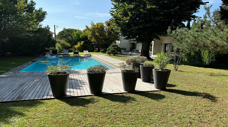 Ma-Cabane - Vente Maison CALUIRE-ET-CUIRE, 303 m²