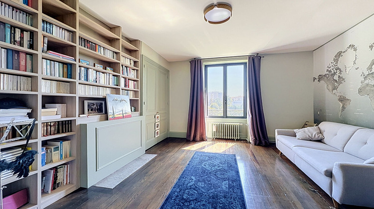 Ma-Cabane - Vente Maison CALUIRE-ET-CUIRE, 307 m²