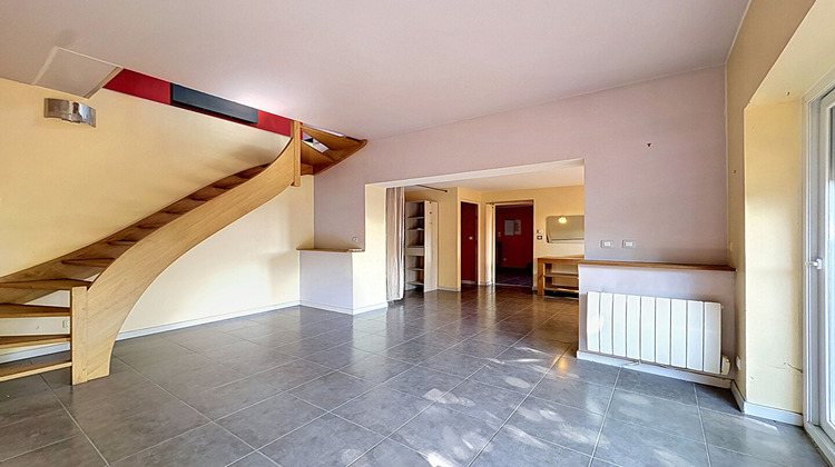 Ma-Cabane - Vente Maison CALUIRE-ET-CUIRE, 69 m²