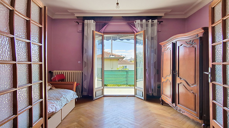 Ma-Cabane - Vente Maison CALUIRE-ET-CUIRE, 220 m²