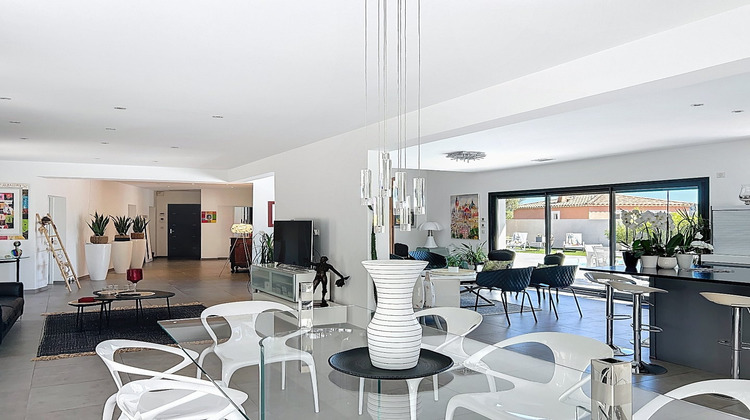 Ma-Cabane - Vente Maison CALVISSON, 196 m²