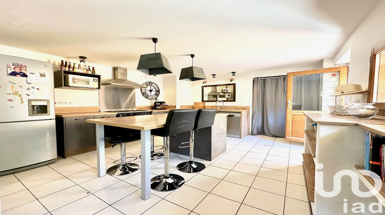 Ma-Cabane - Vente Maison Camaret-sur-Aigues, 300 m²