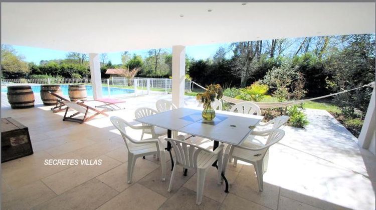 Ma-Cabane - Vente Maison CAMBLANES-ET-MEYNAC, 244 m²