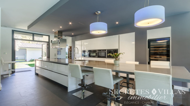 Ma-Cabane - Vente Maison CAMBLANES-ET-MEYNAC, 405 m²