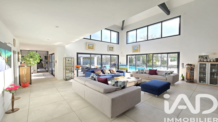 Ma-Cabane - Vente Maison Camblanes-Et-Meynac, 271 m²