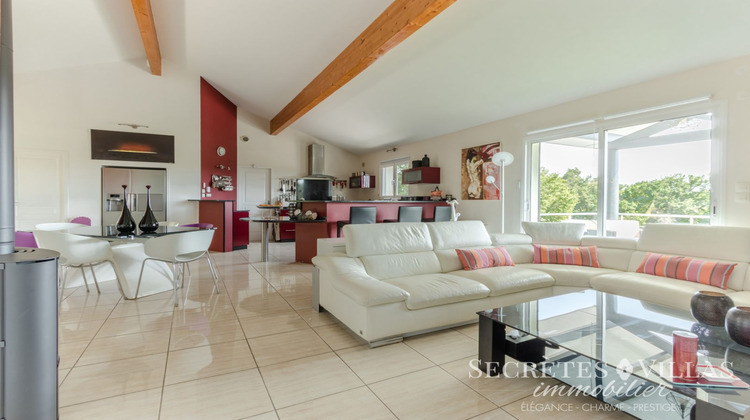 Ma-Cabane - Vente Maison CAMBLANES-ET-MEYNAC, 230 m²