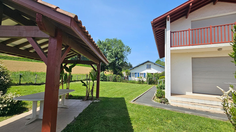 Ma-Cabane - Vente Maison CAMBO-LES-BAINS, 167 m²