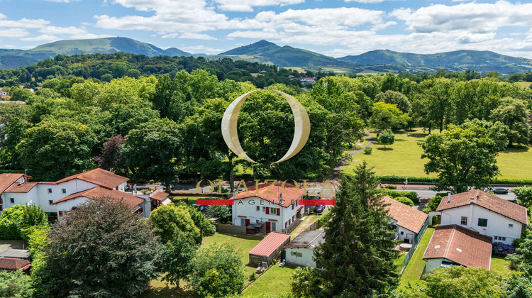Ma-Cabane - Vente Maison CAMBO-LES-BAINS, 145 m²