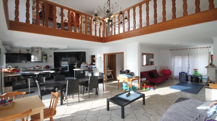 Ma-Cabane - Vente Maison CAMBRAI, 175 m²