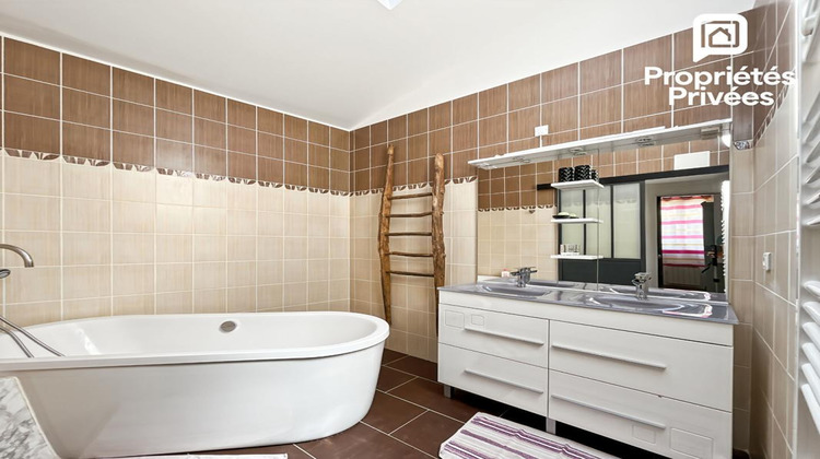 Ma-Cabane - Vente Maison CAMIAC ET SAINT DENIS, 184 m²