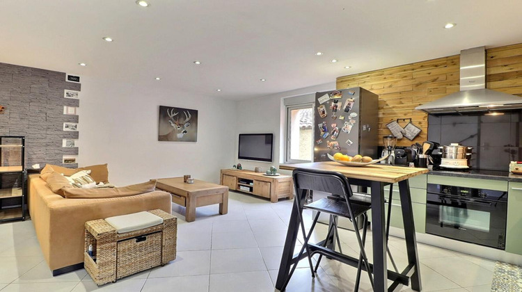 Ma-Cabane - Vente Maison CAMPS LA SOURCE, 83 m²