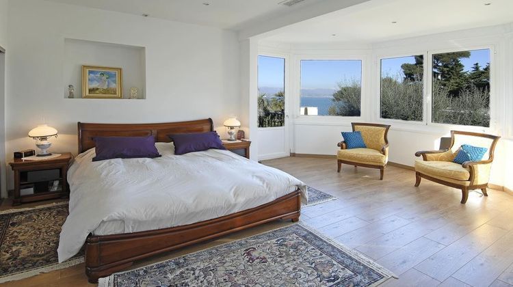 Ma-Cabane - Vente Maison Cap d'Antibes, 220 m²