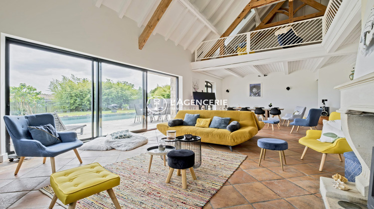 Ma-Cabane - Vente Maison Carbon-Blanc, 265 m²