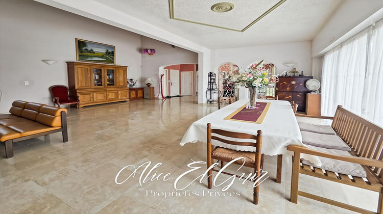 Ma-Cabane - Vente Maison CARCASSONNE, 213 m²
