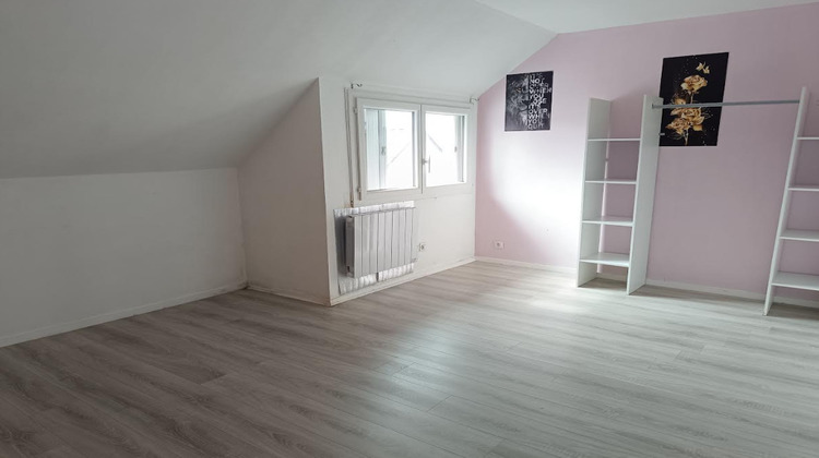 Ma-Cabane - Vente Maison CARHAIX PLOUGUER, 107 m²