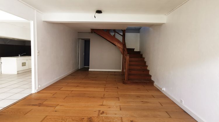 Ma-Cabane - Vente Maison Carignan-de-Bordeaux, 59 m²