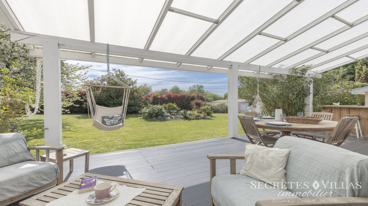 Ma-Cabane - Vente Maison CARIGNAN-DE-BORDEAUX, 220 m²