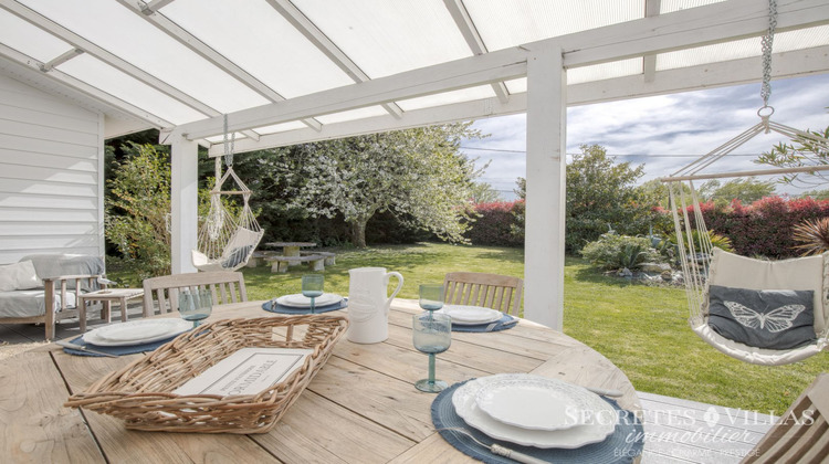 Ma-Cabane - Vente Maison CARIGNAN-DE-BORDEAUX, 220 m²