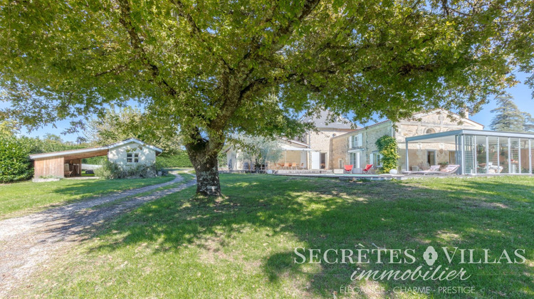 Ma-Cabane - Vente Maison CARIGNAN-DE-BORDEAUX, 309 m²