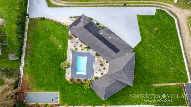 Ma-Cabane - Vente Maison CARIGNAN-DE-BORDEAUX, 280 m²