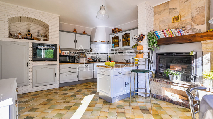 Ma-Cabane - Vente Maison CARNOUX-EN-PROVENCE, 220 m²