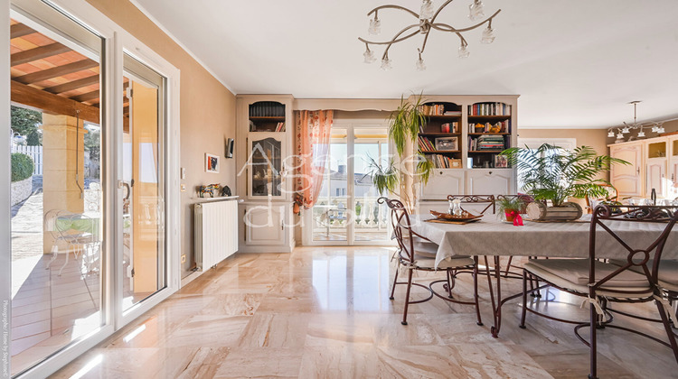 Ma-Cabane - Vente Maison CARNOUX-EN-PROVENCE, 220 m²