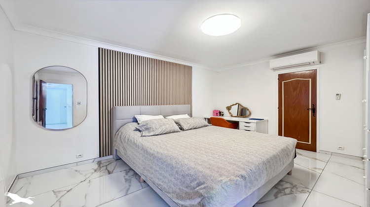 Ma-Cabane - Vente Maison CARNOUX-EN-PROVENCE, 179 m²