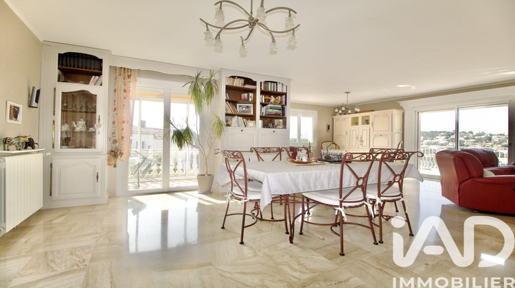 Ma-Cabane - Vente Maison Carnoux-en-Provence, 220 m²