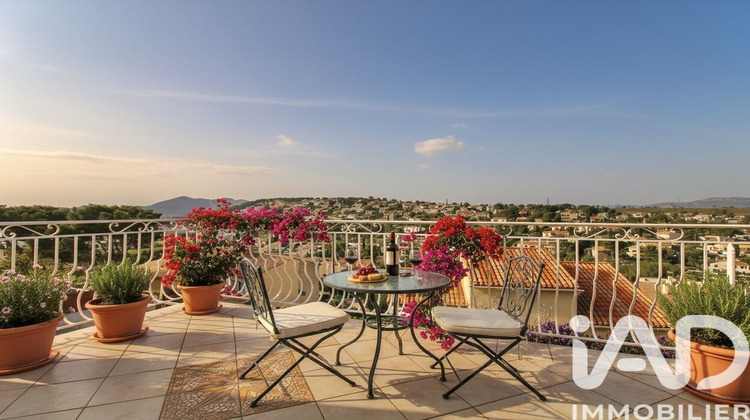 Ma-Cabane - Vente Maison Carnoux-en-Provence, 220 m²