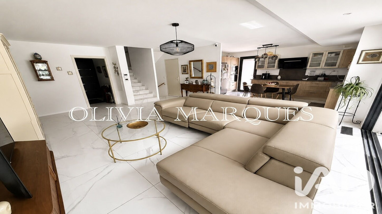 Ma-Cabane - Vente Maison Carnoux-en-Provence, 143 m²