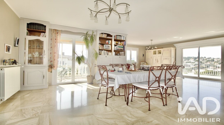 Ma-Cabane - Vente Maison Carnoux-en-Provence, 220 m²