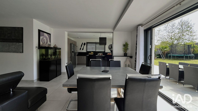 Ma-Cabane - Vente Maison Carpiquet, 140 m²