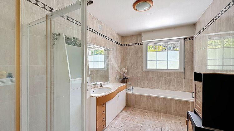 Ma-Cabane - Vente Maison CARQUEFOU, 230 m²