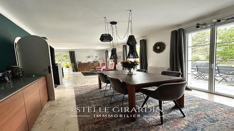 Ma-Cabane - Vente Maison CARQUEFOU, 270 m²