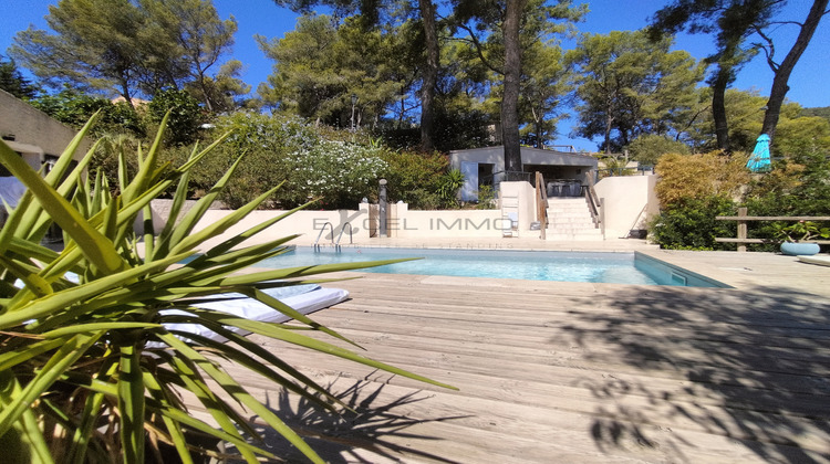 Ma-Cabane - Vente Maison Carqueiranne, 200 m²