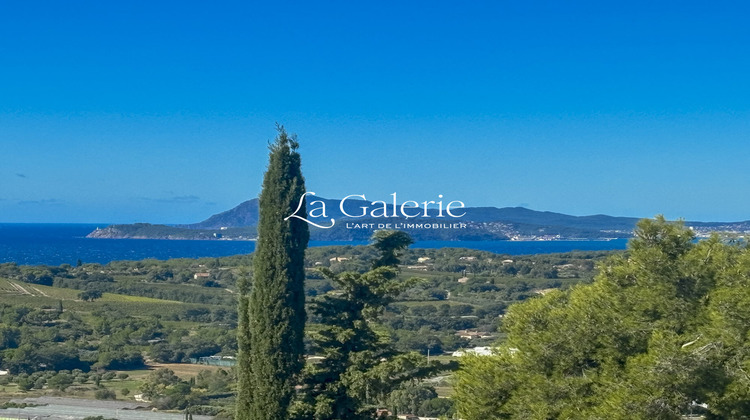 Ma-Cabane - Vente Maison Carqueiranne, 225 m²