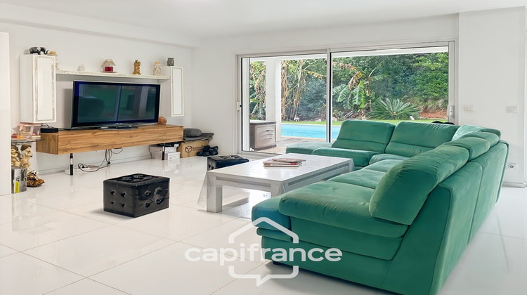 Ma-Cabane - Vente Maison CARQUEIRANNE, 220 m²