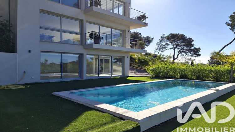 Ma-Cabane - Vente Maison Carqueiranne, 290 m²