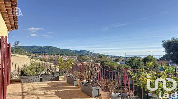 Ma-Cabane - Vente Maison Carqueiranne, 258 m²