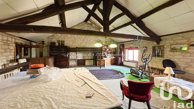 Ma-Cabane - Vente Maison Carrières-sur-Seine, 250 m²