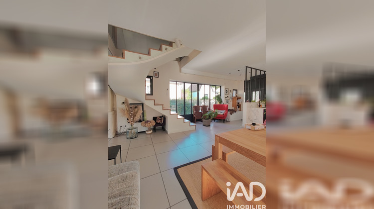 Ma-Cabane - Vente Maison Carrières-sur-Seine, 156 m²