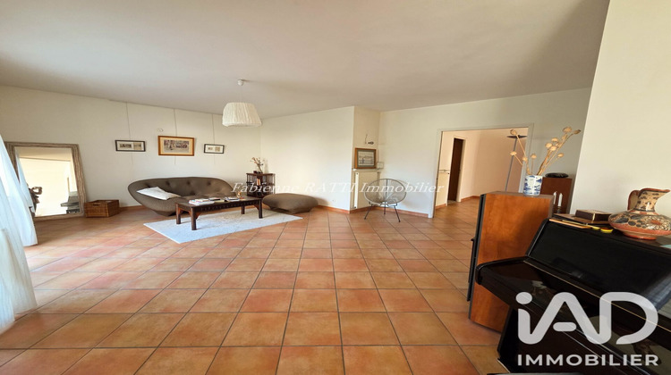 Ma-Cabane - Vente Maison Carrières-sur-Seine, 193 m²