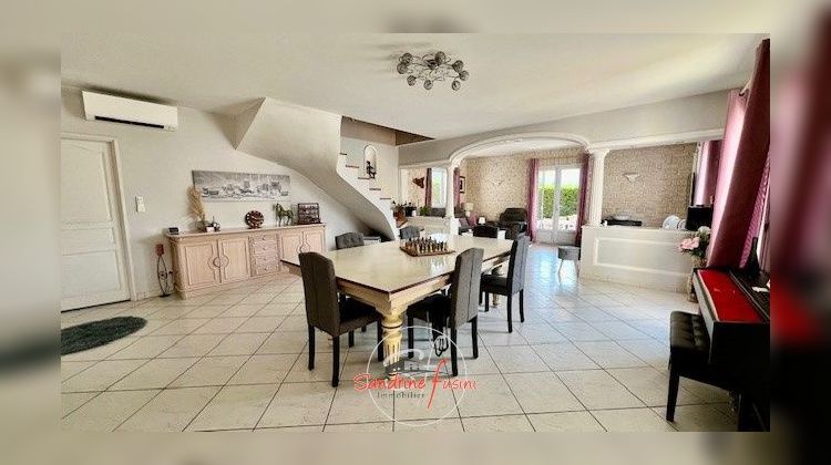 Ma-Cabane - Vente Maison Carros, 131 m²