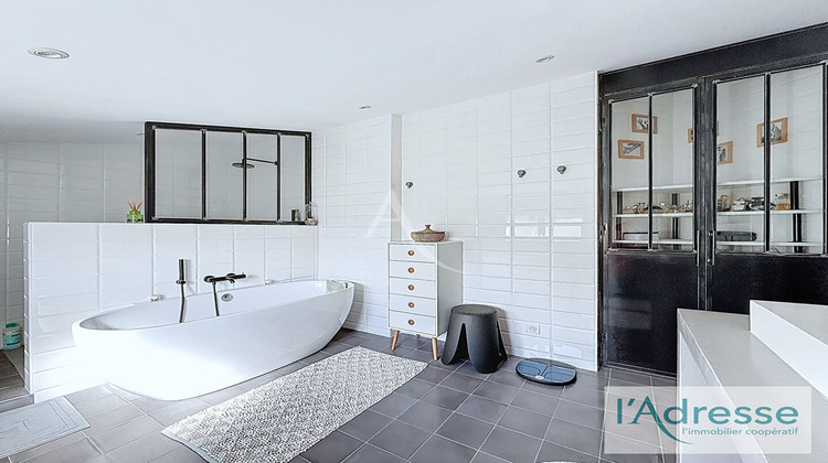 Ma-Cabane - Vente Maison CASTELGINEST, 214 m²