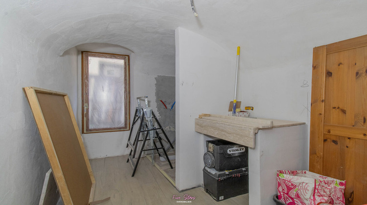 Ma-Cabane - Vente Maison CASTELLAR, 45 m²